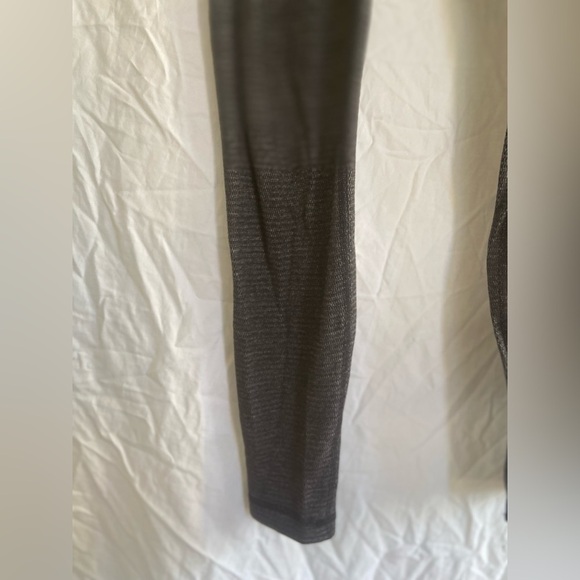 Lululemon Wunder under high rise Legging Size 6 - Picture 4 of 7